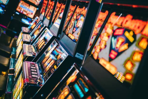 idola88 platform interface showing sportsbook, live casino, and slots offerings